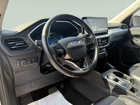 Used 2024 Ford Escape Platinum AWD/4WD image 17