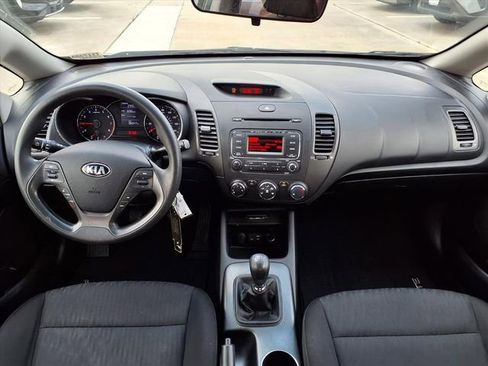 Used 2016 Kia Forte LX image 10