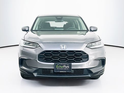 Used 2025 Honda HR-V LX image 2