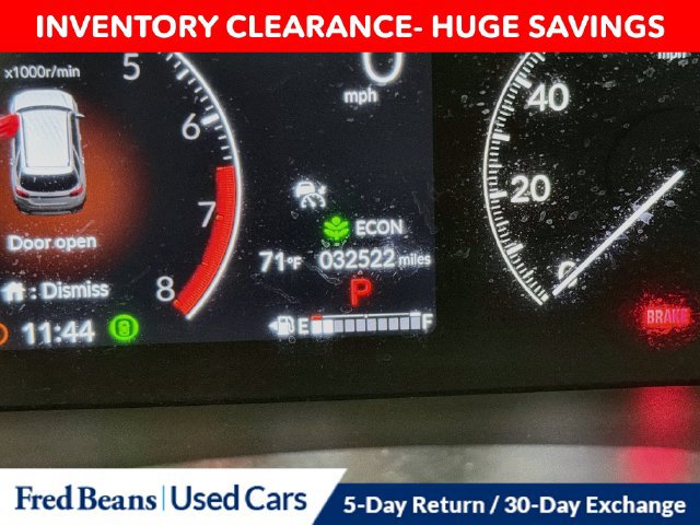 Used 2024 Honda Pilot Touring image 16