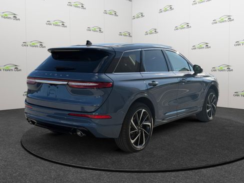 Used 2024 Lincoln Corsair Grand Touring image 8