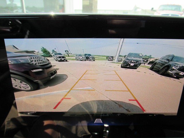 Used 2024 Chevrolet Trax ACTIV w/ Sunroof Package FWD image 35