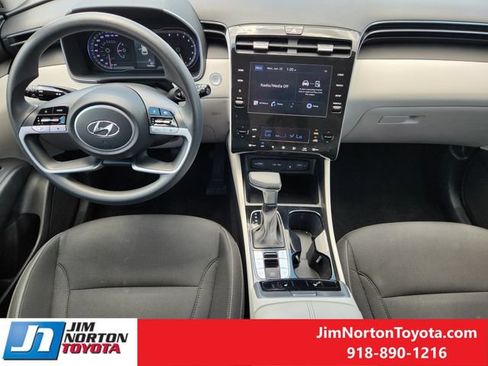 Used 2024 Hyundai Tucson SEL FWD image 25