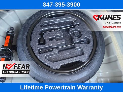 Used 2023 Nissan Sentra SR w/ SR Premium Package image 15