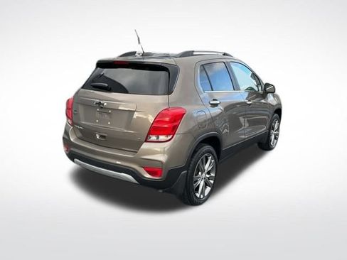 Used 2020 Chevrolet Trax LT w/ Driver Confidence Package image 7