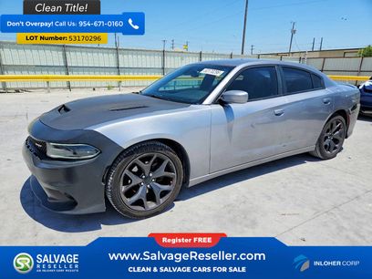 Used 2015 Dodge Charger SE w/ Sport Appearance Group