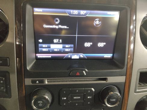 Used 2015 Ford Expedition Platinum RWD image 25