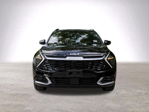 Used 2025 Kia Sportage SX image 3