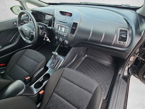 Used 2016 Kia Forte LX image 21