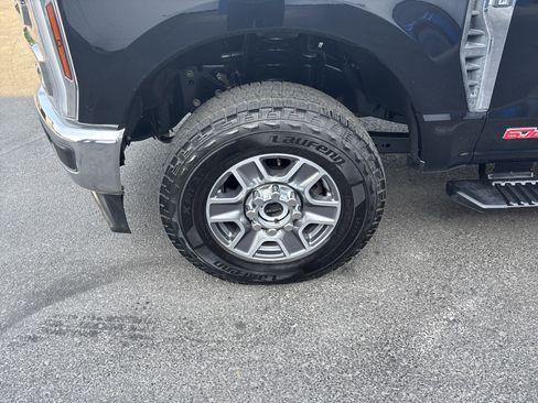 Used 2024 Ford F350 Lariat w/ Camper Package image 11