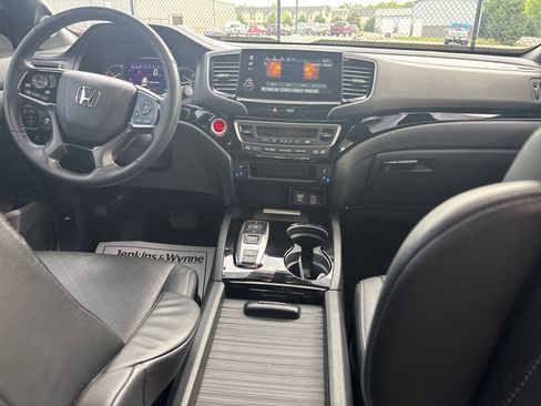 Certified 2023 Honda Passport Elite image 10