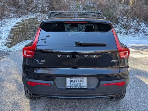 Used 2025 Volvo XC40 B5 Plus w/ Protection Package Premier image 6