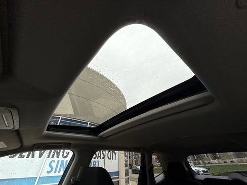 Certified 2025 Honda CR-V EX image 5