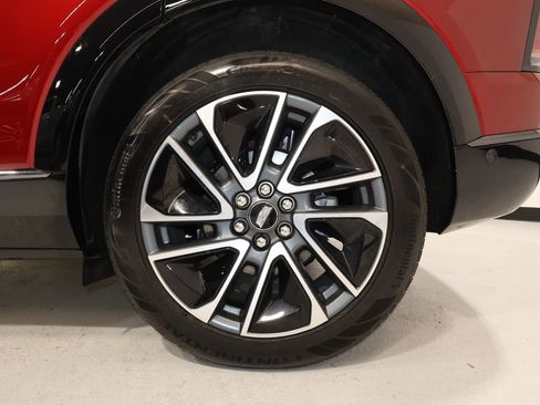 Certified 2025 Cadillac Optiq Sport 2 w/ LPO, Floor Liner Package image 34