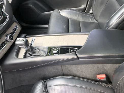 Used 2022 Volvo XC90 T6 Inscription w/ Advanced Package AWD/4WD image 15