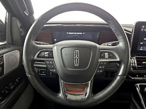 Certified 2021 Lincoln Navigator L Reserve AWD/4WD image 22