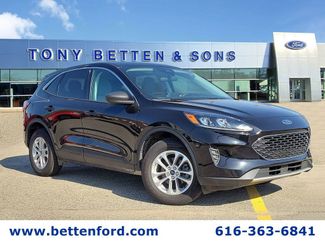 Certified 2022 Ford Escape SE w/ Convenience Package AWD/4WD 360° Tour