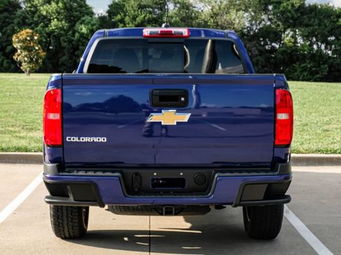 Used 2016 Chevrolet Colorado Z71 AWD/4WD image 12