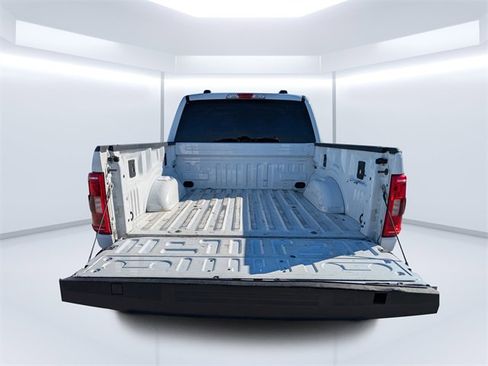 Used 2021 Ford F150 XLT w/ Trailer Tow Package image 12