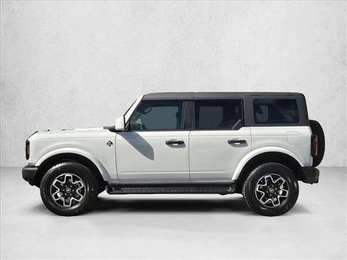 New 2026 Ford Bronco Outer Banks AWD/4WD image 8