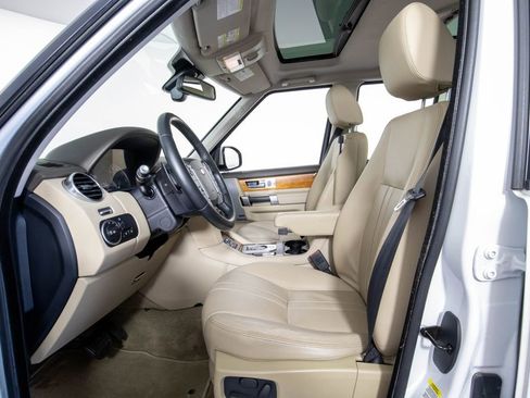Used 2014 Land Rover LR4 HSE AWD/4WD image 7