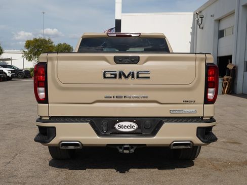 Used 2022 GMC Sierra 1500 Elevation w/ LPO, Elevation Black Package AWD/4WD image 6