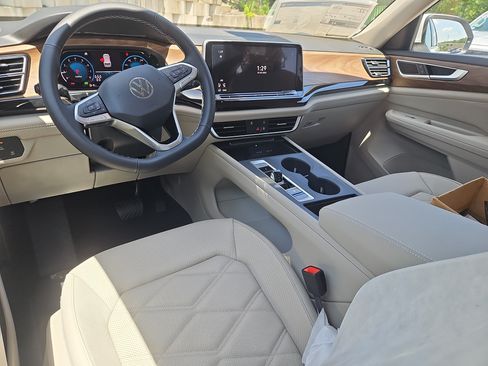 New 2026 Volkswagen Atlas SE AWD/4WD image 6