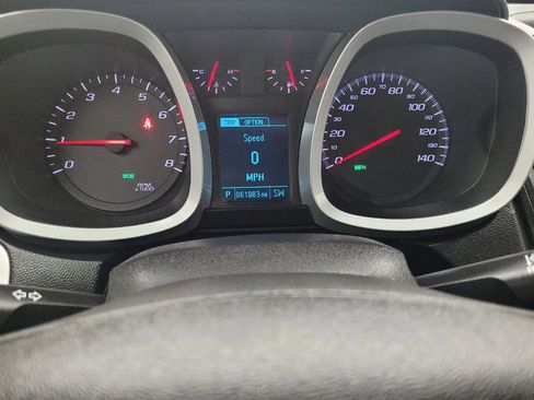 Used 2017 Chevrolet Equinox LT w/ Convenience Package FWD image 23