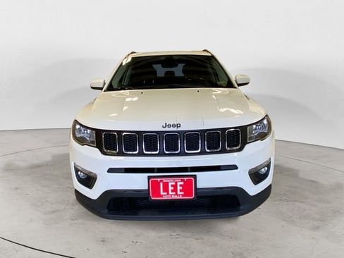 Used 2018 Jeep Compass Latitude image 8