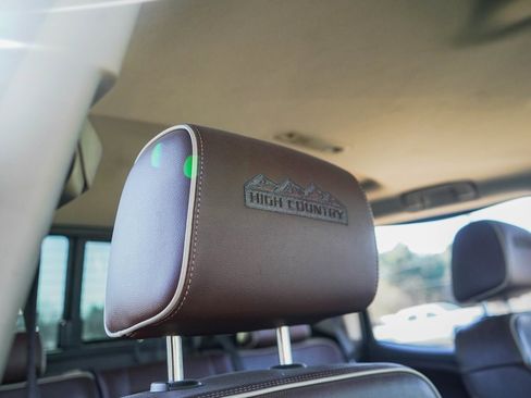 Used 2017 Chevrolet Silverado 2500 High Country w/ Duramax Plus Package image 13