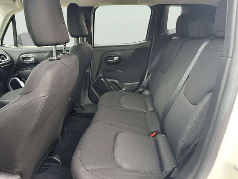 Used 2020 Jeep Renegade Sport w/ Sport Appearance Group AWD/4WD image 11
