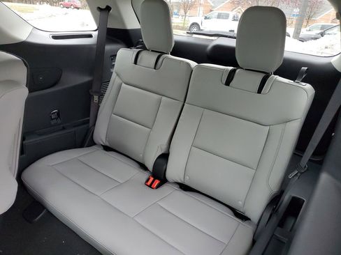 New 2026 Ford Explorer Active w/ Active Comfort Package image 30