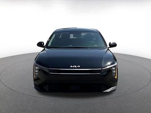 Used 2025 Kia K4 LXS image 4
