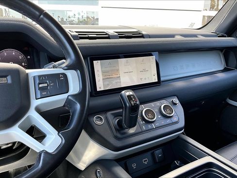 Certified 2023 Land Rover Defender 110 S AWD/4WD image 6