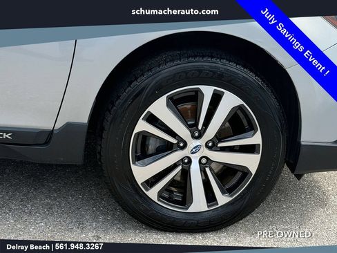 Used 2018 Subaru Outback 2.5i Limited AWD/4WD image 9