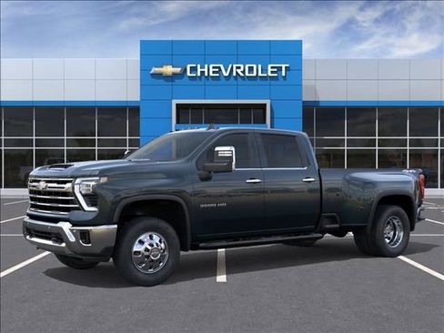 New 2026 Chevrolet Silverado 3500 LTZ AWD/4WD image 2