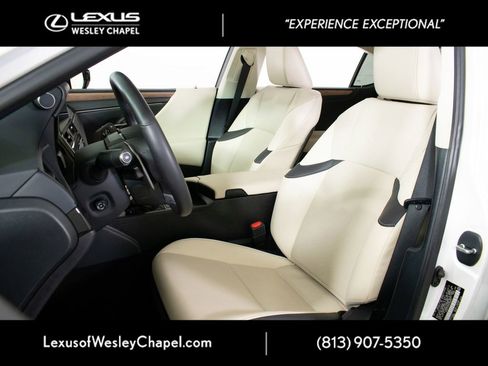 Used 2024 Lexus ES 350 w/ Premium Package image 21