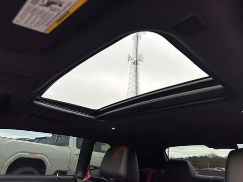 Used 2023 Dodge Challenger SRT Hellcat image 27