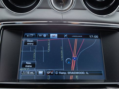 Used 2015 Jaguar XJ RWD image 33