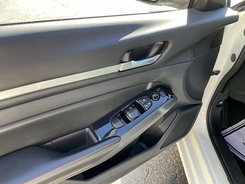 Used 2023 Nissan Altima 2.5 SV image 37