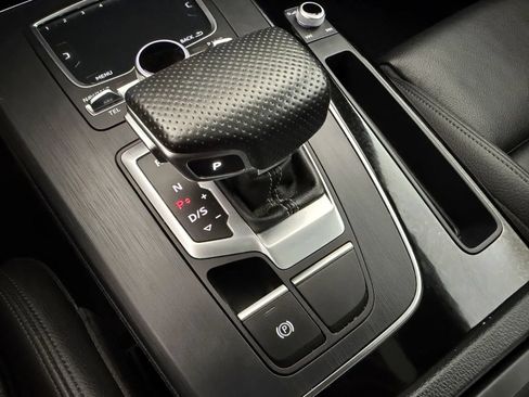 Used 2019 Audi Q5 2.0T AWD/4WD image 34