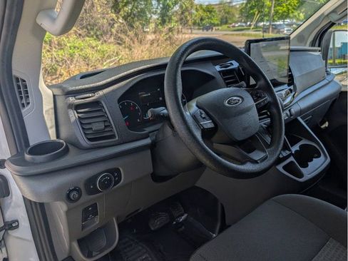 Used 2024 Ford Transit 350 XLT RWD image 17