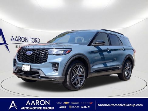 Used 2025 Ford Explorer ST-Line w/ Premium Package RWD image 1