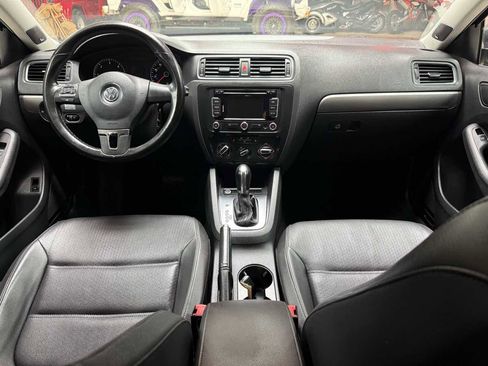 Used 2013 Volkswagen Jetta TDI FWD image 8