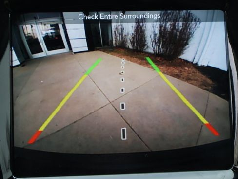 Used 2019 Jeep Cherokee Limited w/ Luxury Group image 29