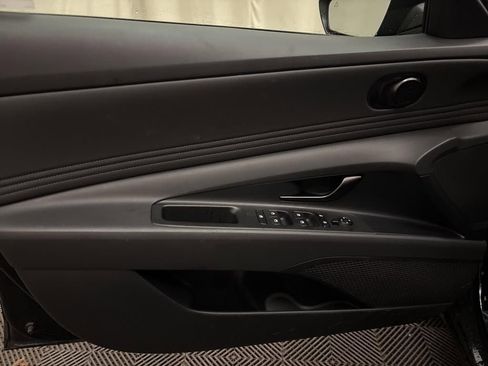 Certified 2026 Hyundai Elantra Sport w/ Cargo Package FWD image 9