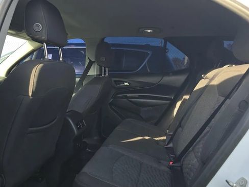 Used 2020 Chevrolet Equinox LT w/ LPO, Floor Liner Package image 6