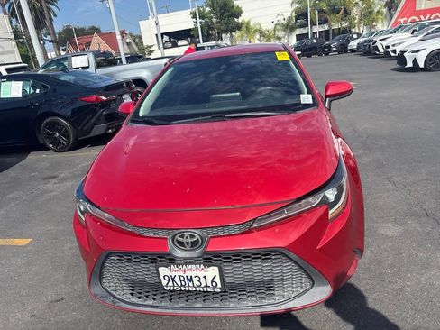 Used 2020 Toyota Corolla LE FWD image 9