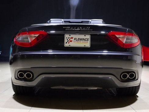 Used 2012 Maserati GranTurismo Convertible RWD image 18