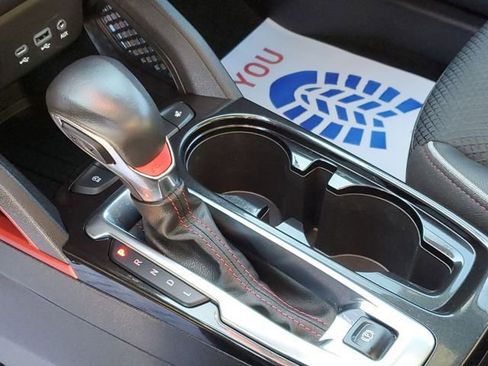 Used 2023 Chevrolet TrailBlazer RS w/ Sun and Liftgate Package image 24